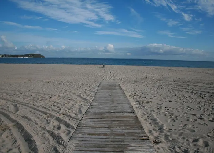 Holiday home Familienfreundliches Am Priwallstrand *